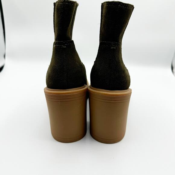 Dolce Vita Caster H2O Waterproof Boots Olive Green Suede Lug Sole Size 8.5 - Picture 4 of 9